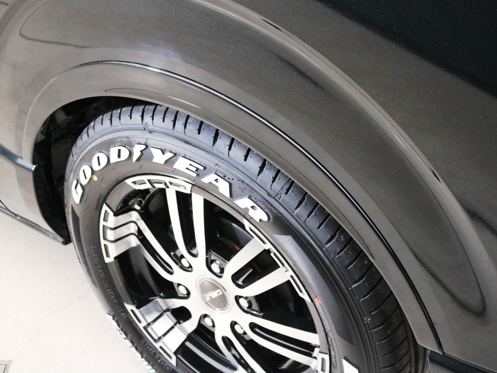 ＦＬＥＸオリジナル　ＤｅｌｆｉｎｏＬｉｎｅ　オーバーフェンダー♪