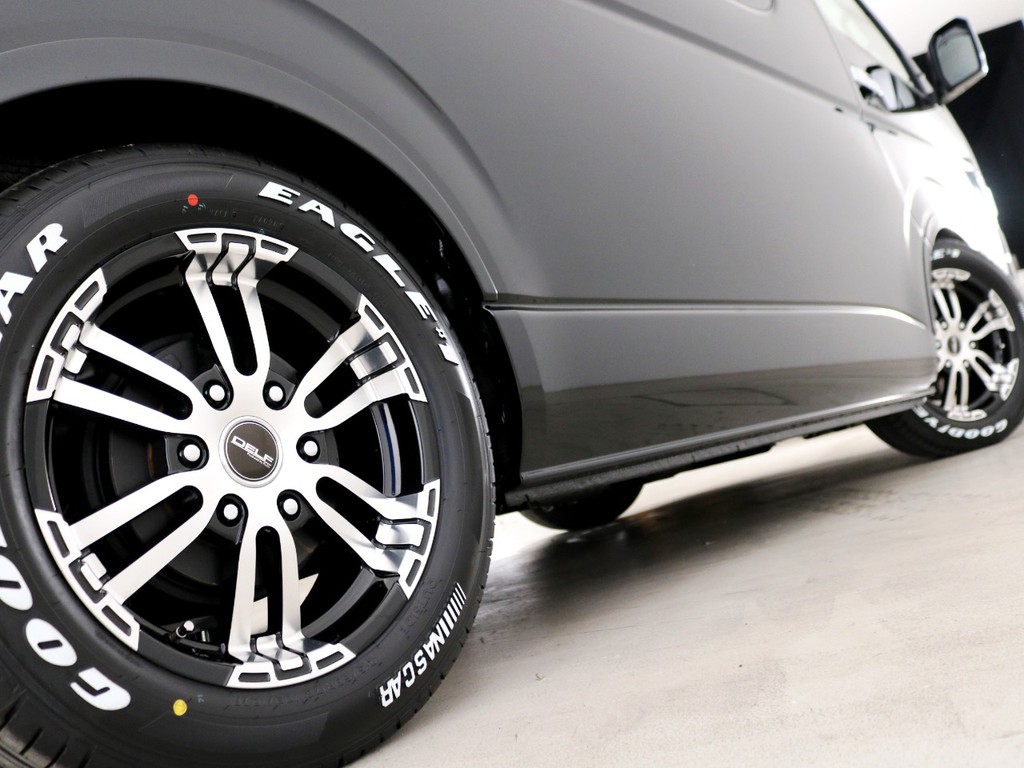 ＦＬＥＸオリジナル　Ｄｅｌｆ０２　１７インチアルミホイール！