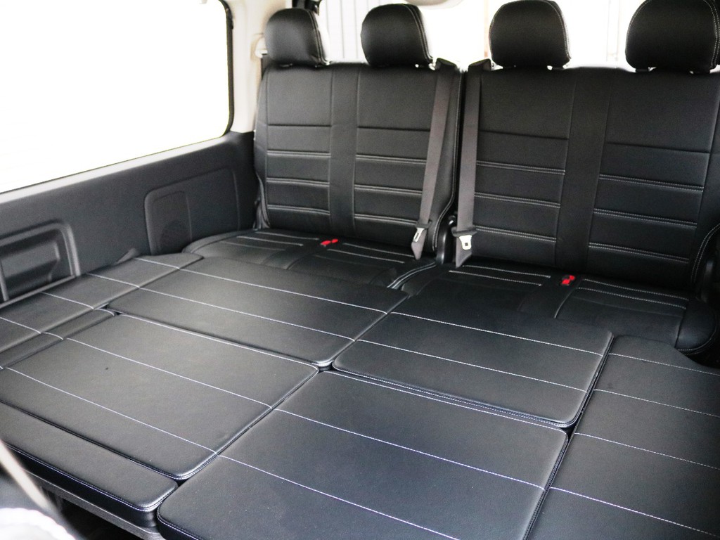 ベッドマットの取り外しが可能なベッドキットを標準装備！