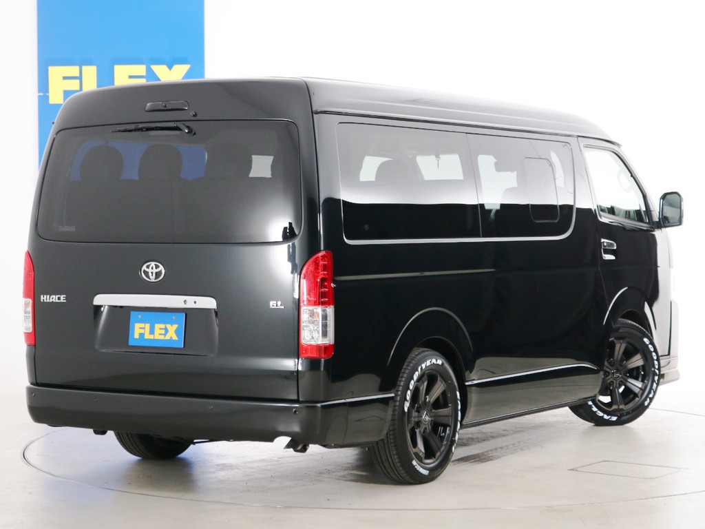 常時７０台以上のハイエース在庫数、フレックス株式会社ハイエース千葉北店！