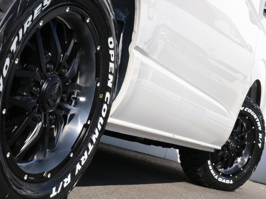 ナイトロパワーガジェットAWに16TOYOオープンカントリーRTタイヤをインストール！