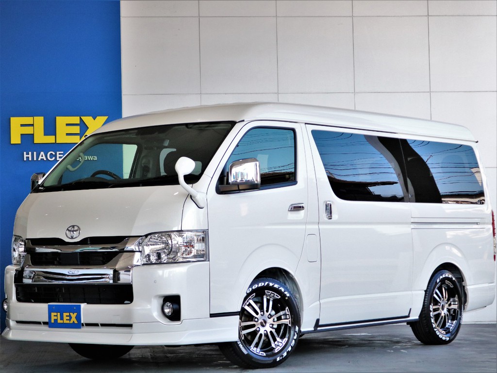 新車４WD　【バージョン1.5内装架装】フローリングやベッドキット　使い勝手抜群の内装架装です。安心のパノラミックビューモニター完備！！