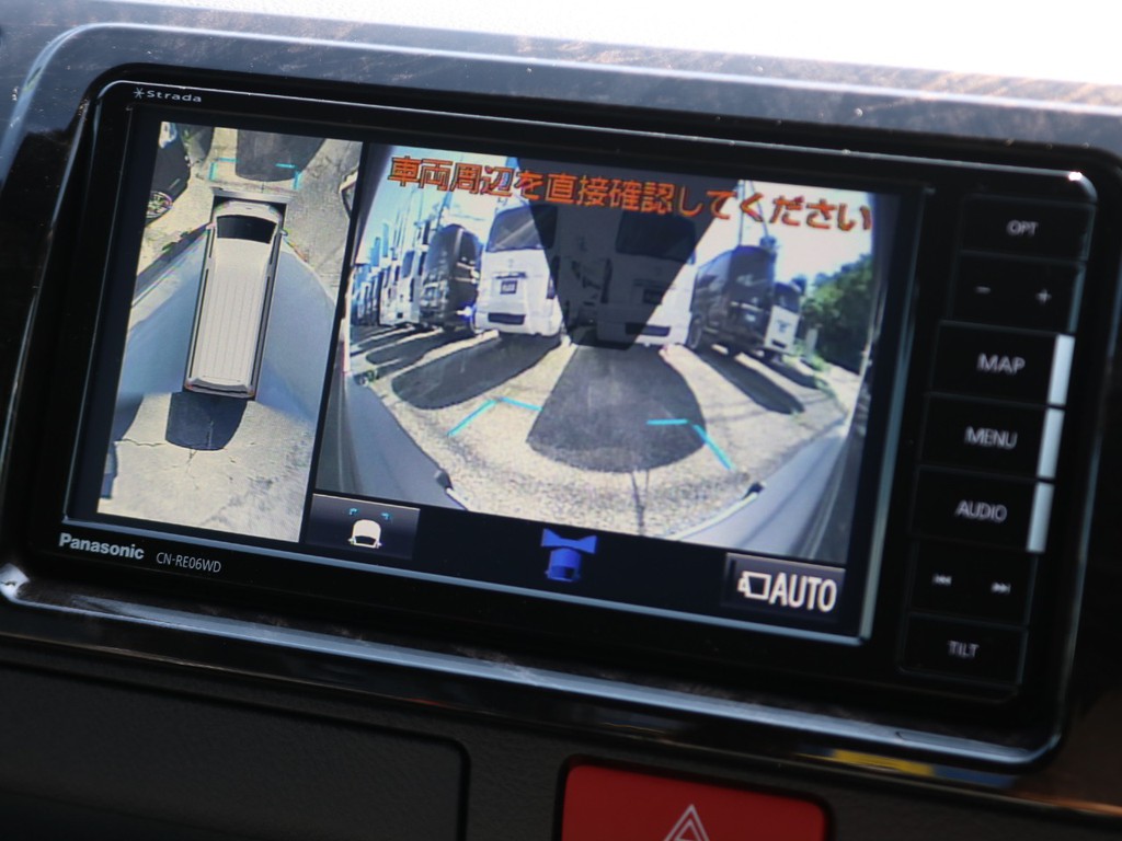 6型からパノラミックビューモニターの搭載が可能になり、全方位から安全確認が可能になりました！