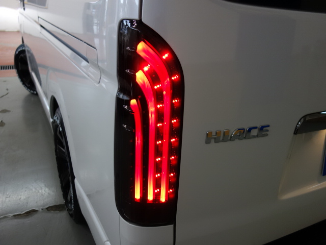 ４１５コブラ製ＢＡＤＬＥＤテールランプを新品で装着♪