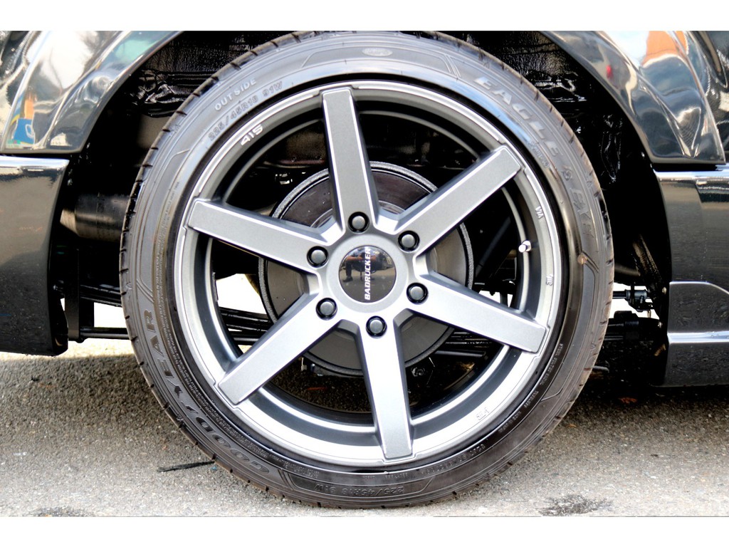 ＣＯＢＲＡ　ＳＤ６　１８インチアルミ！ＧＯＯＤＹＥＡＲタイヤ！