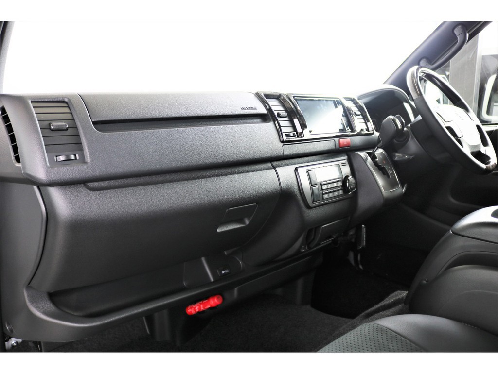 特別仕様車ダークプライムⅡの限定内装！木目調パネルやハーフレザーシート等、上品な仕様が沢山！