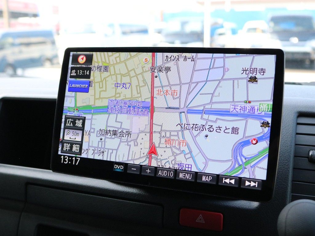 パナソニックストラーダ10インチナビ※音楽録音.DVD再生.Bluetooth.ブルーレイ再生.フルセグ☆