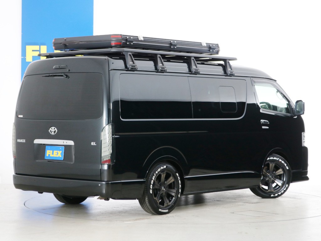 常時７０台以上のハイエース在庫数、フレックス株式会社ハイエース千葉北店！