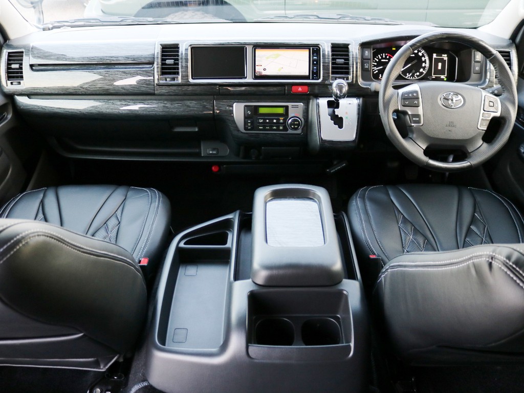 内外装スタイリッシュに仕上がったグランドキャビンが入庫いたしました♪