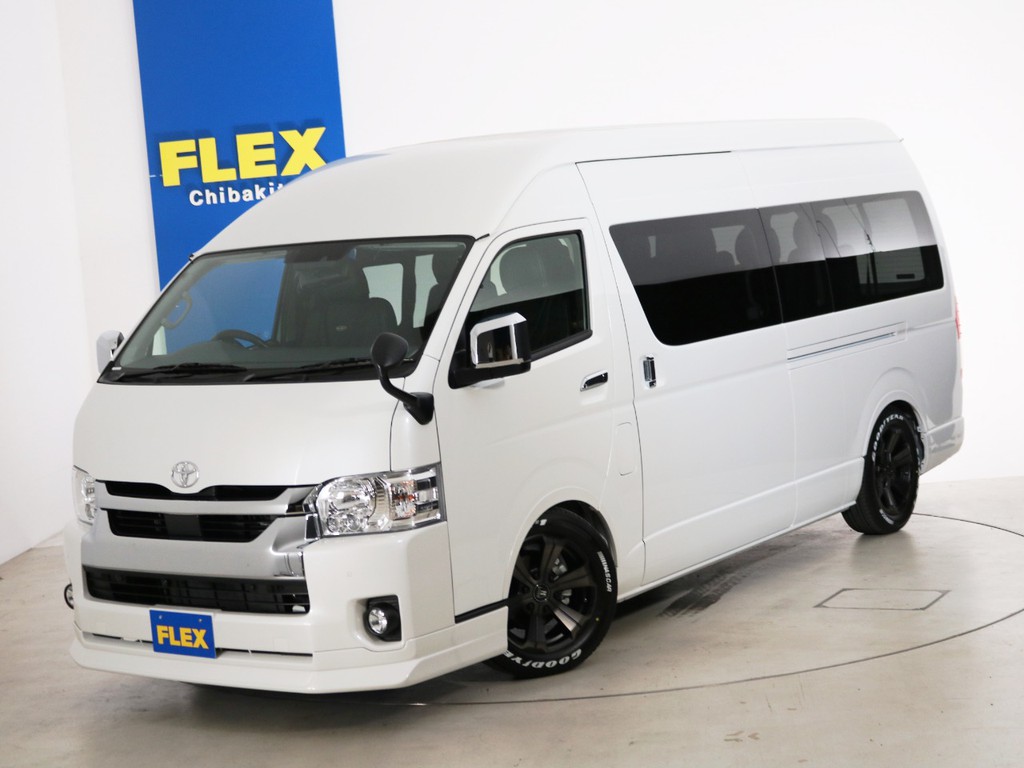 新車未登録　ハイエースワゴン　グランドキャビン　一部改良後【新型】　１０人乗り３ナンバー登録　ガソリン２ＷＤ　スタンダードＰＫＧ！