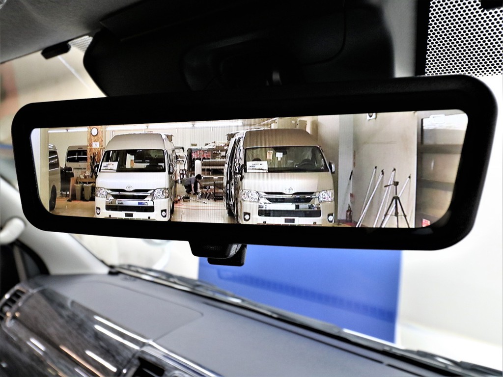 【メーカーオプション】デジタルインナーミラー！