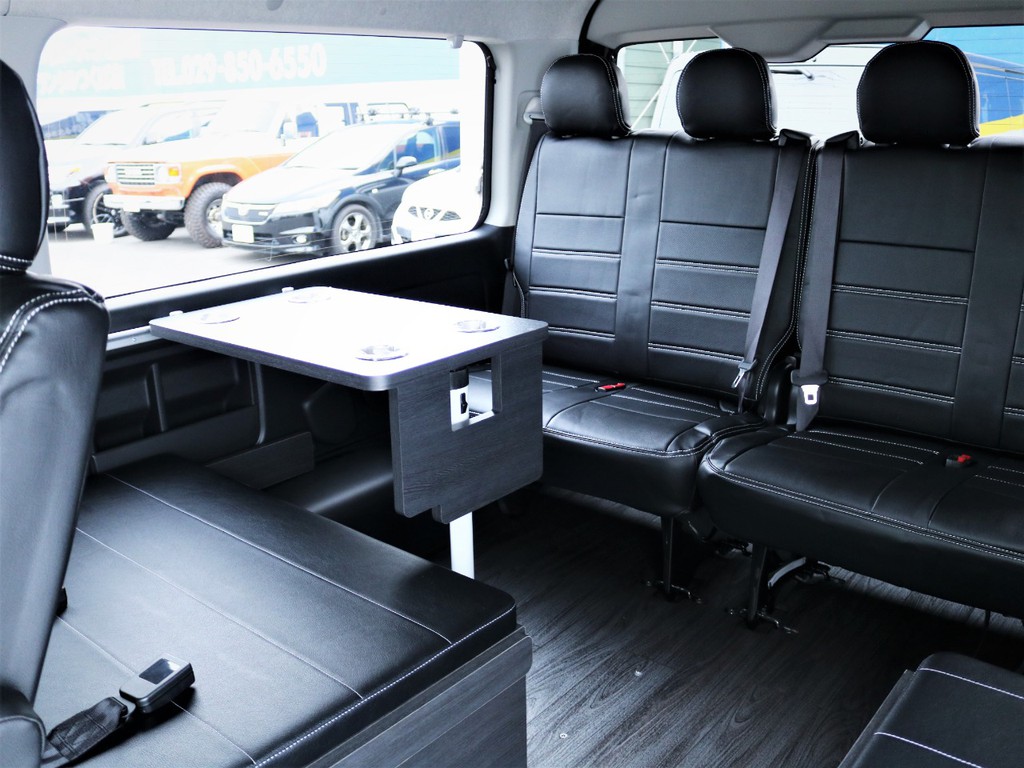 サイドテーブル付き！