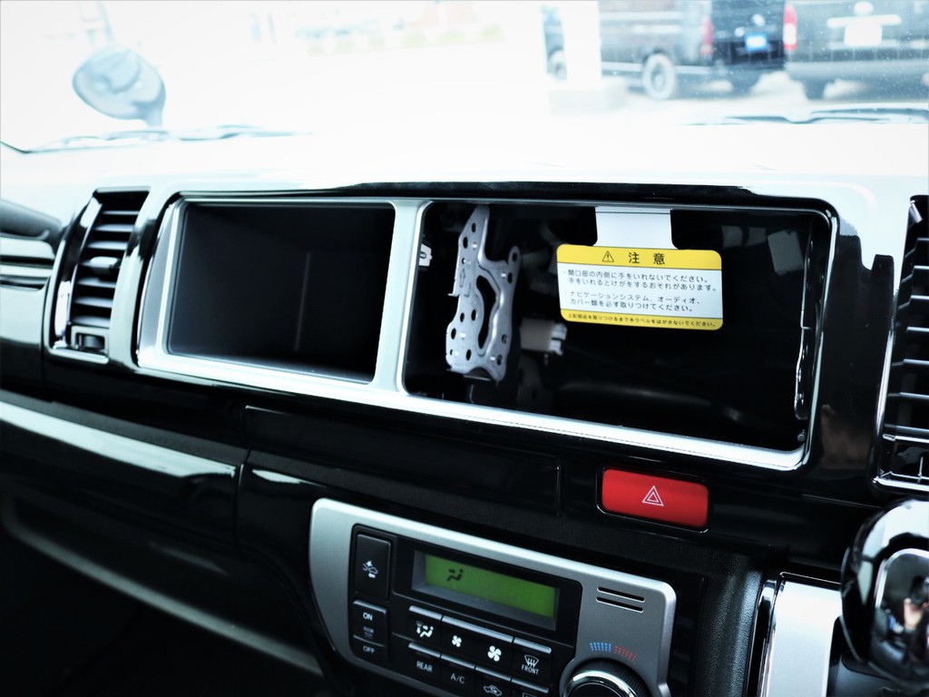 カロッツェリア製ＳＤナビ、フルセグＴＶ、ＤＶＤ再生可能！（装着予定）
