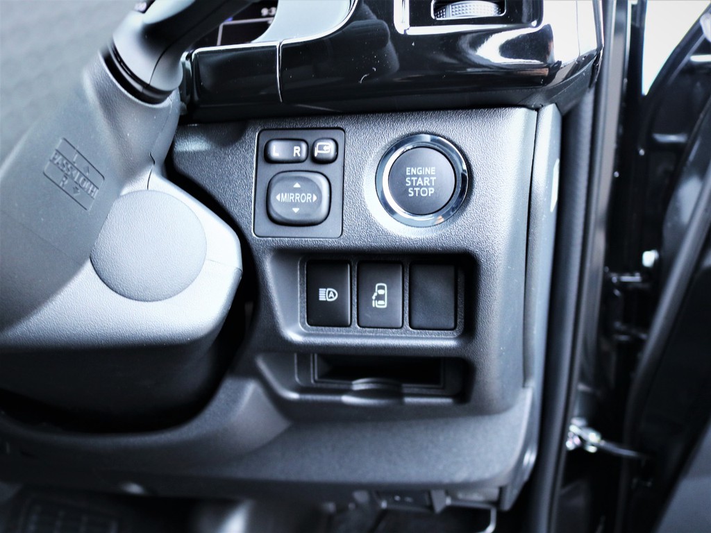 プッシュスタート、パワースライドドア！