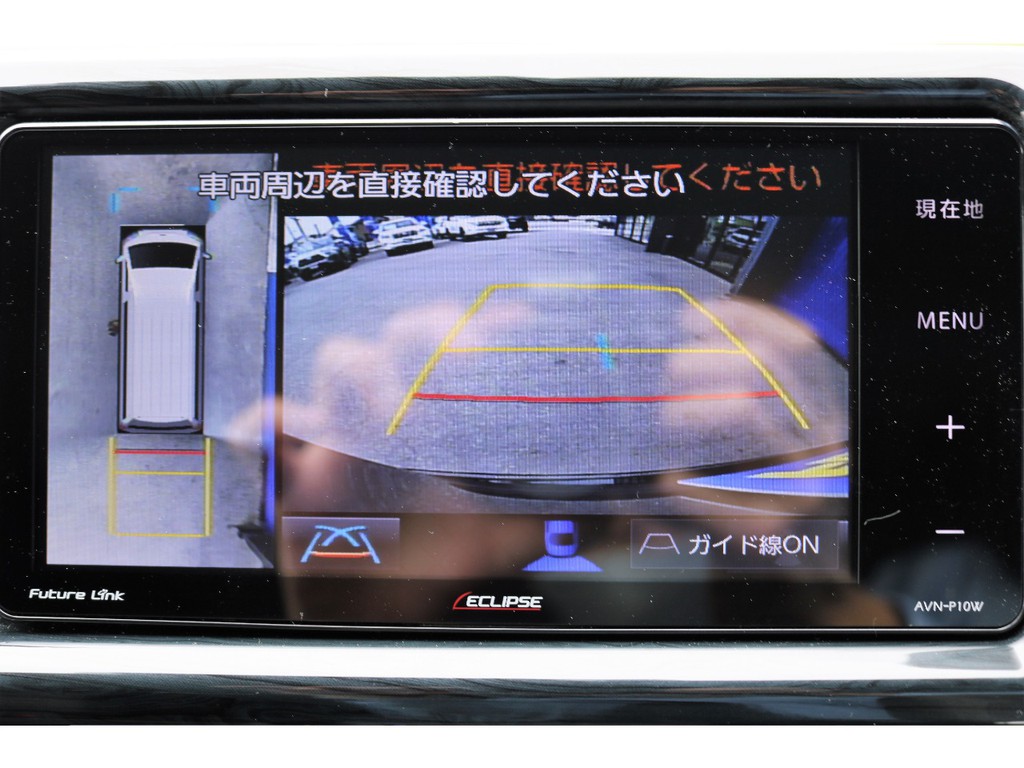 パノラミックビューモニター連動加工済みですので運転が苦手な方でも安心して駐車可能です☆