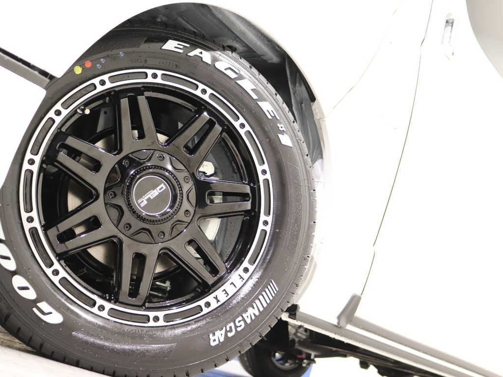 足元はDelf04をインストール！