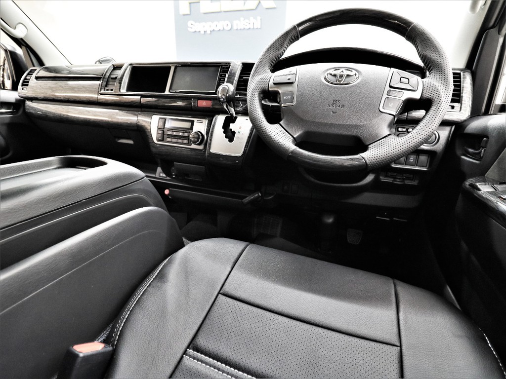 黒木目調インテリアパネル！コンビハンドル！シフトノブ！