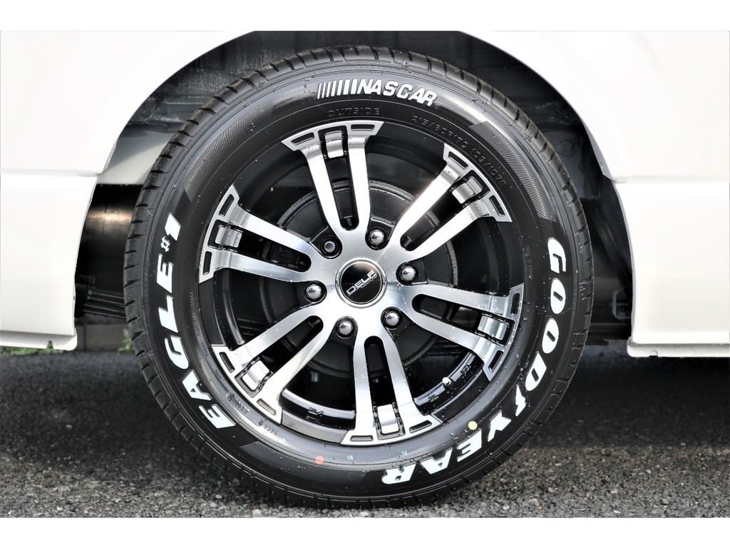 グッドイヤー製ナスカータイヤ！ホワイトレターがよりオシャレに演出☆