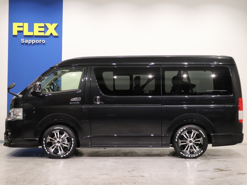 パワースライドドア付き！