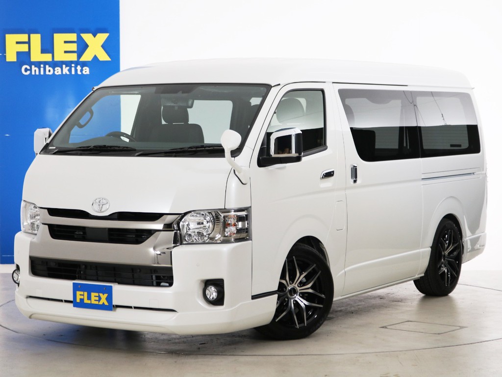 新車未登録　ハイエースバン　Ｓ－ＧＬ　ワイド　ＤＴ２ＷＤ　床張りベッドカスタムＰＫＧ！