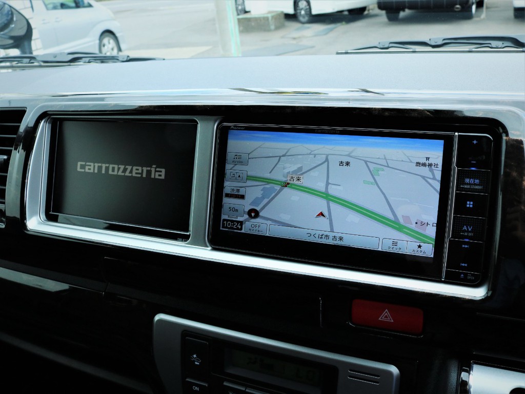 カロッツェリア製SDナビ、フルセグTV、DVD再生可能！カロッツェリア製サイドモニター！
