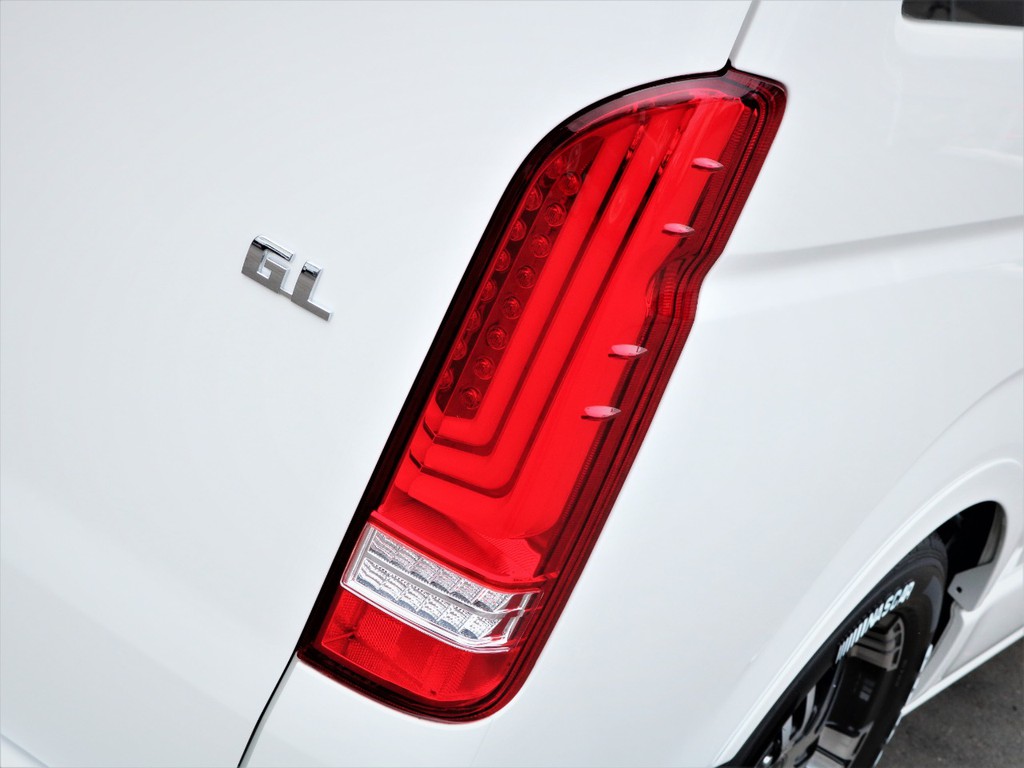 ヴァレンティ製LEDテールランプ！