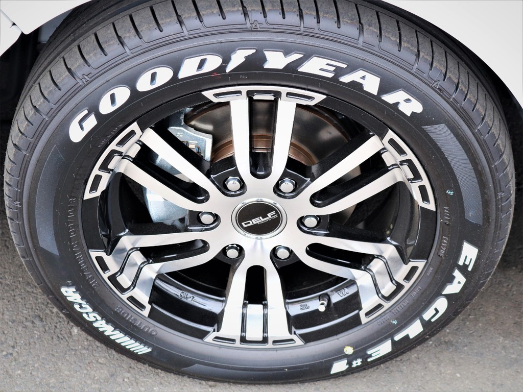 デルフ１７インチアルミホイール、ナスカータイヤ！