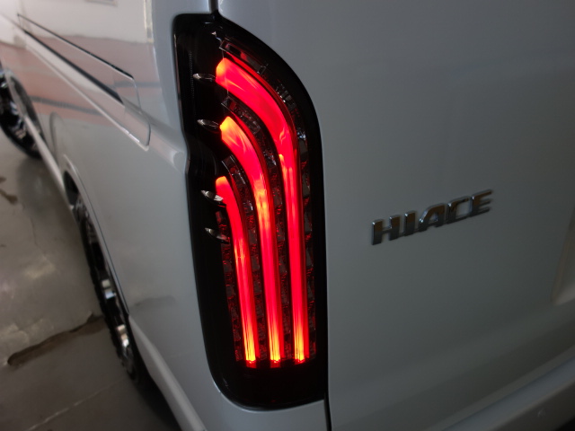 新車ワゴンＧＬファミリーに好評のＶｅｒ１シートアレンジツインナビパッケージ完成致しました！！店頭在庫車、即納車ご対応可能になります！！