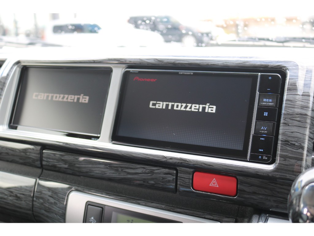 カロッツェリア製ＳＤナビＴＶ＆サブモニター装備！