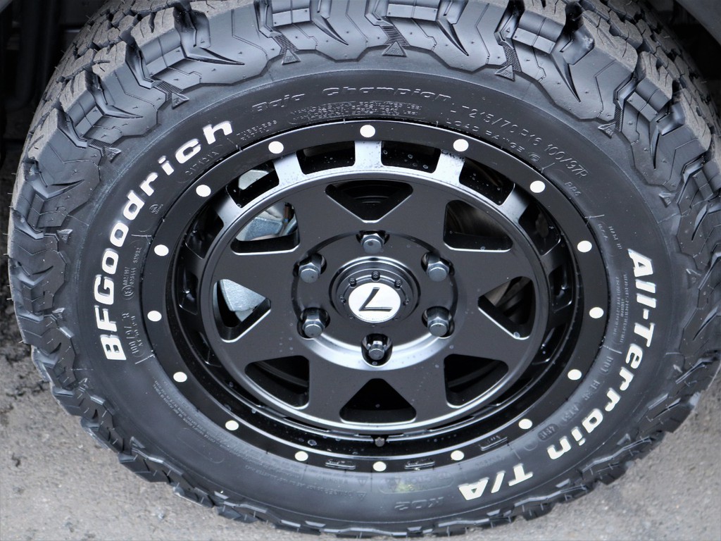 レオウィング１６インチアルミホイール、BFグットリッチタイヤ！