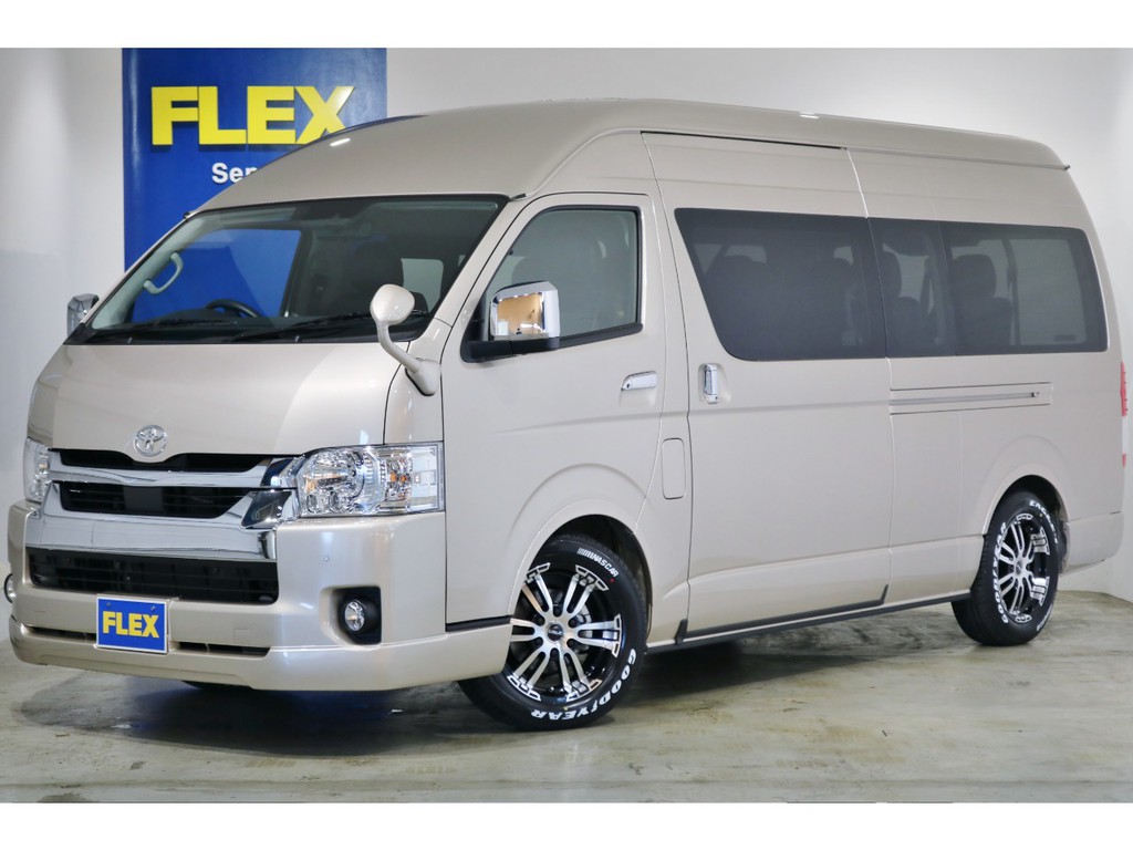 ハイエースグランドキャビン 2.7  4WD パーキングサポート 人気のベージュメタリック