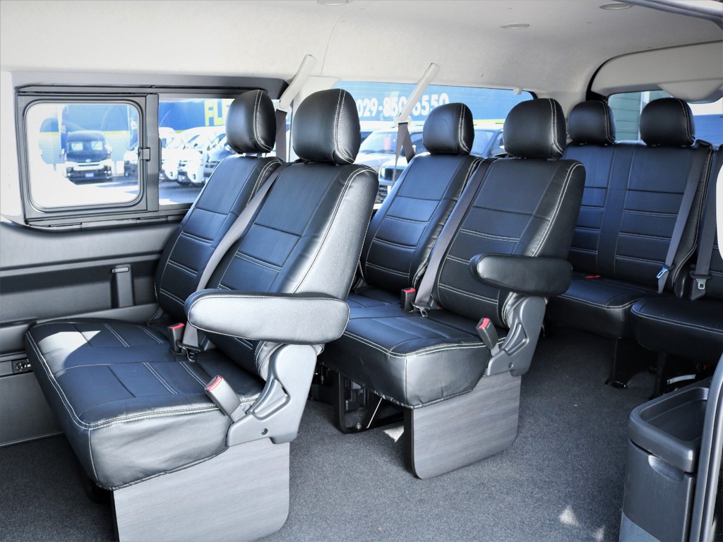 ２列目３列目！