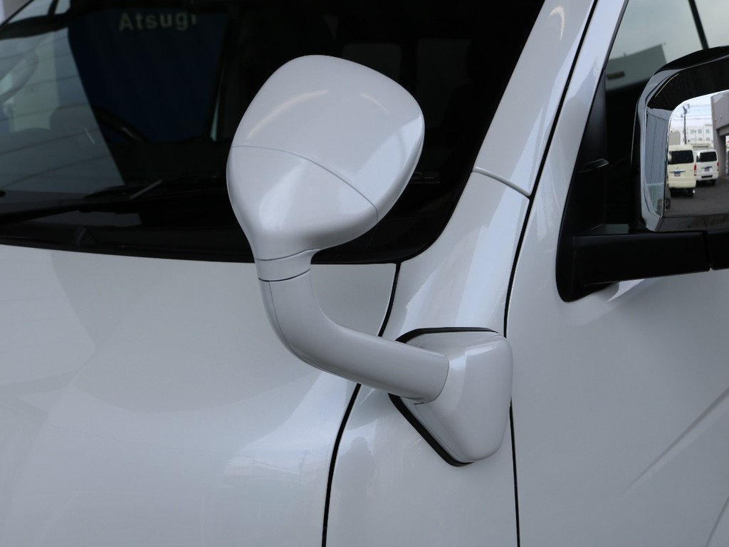 フロントアンダーミラーは同色塗装ずみ！ボディとの一体感がでます！