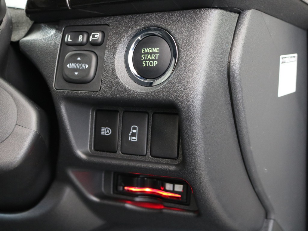 スマートキー＆プッシュスタート☆左側オートスライドドア☆オートマチックハイビーム☆ETC☆