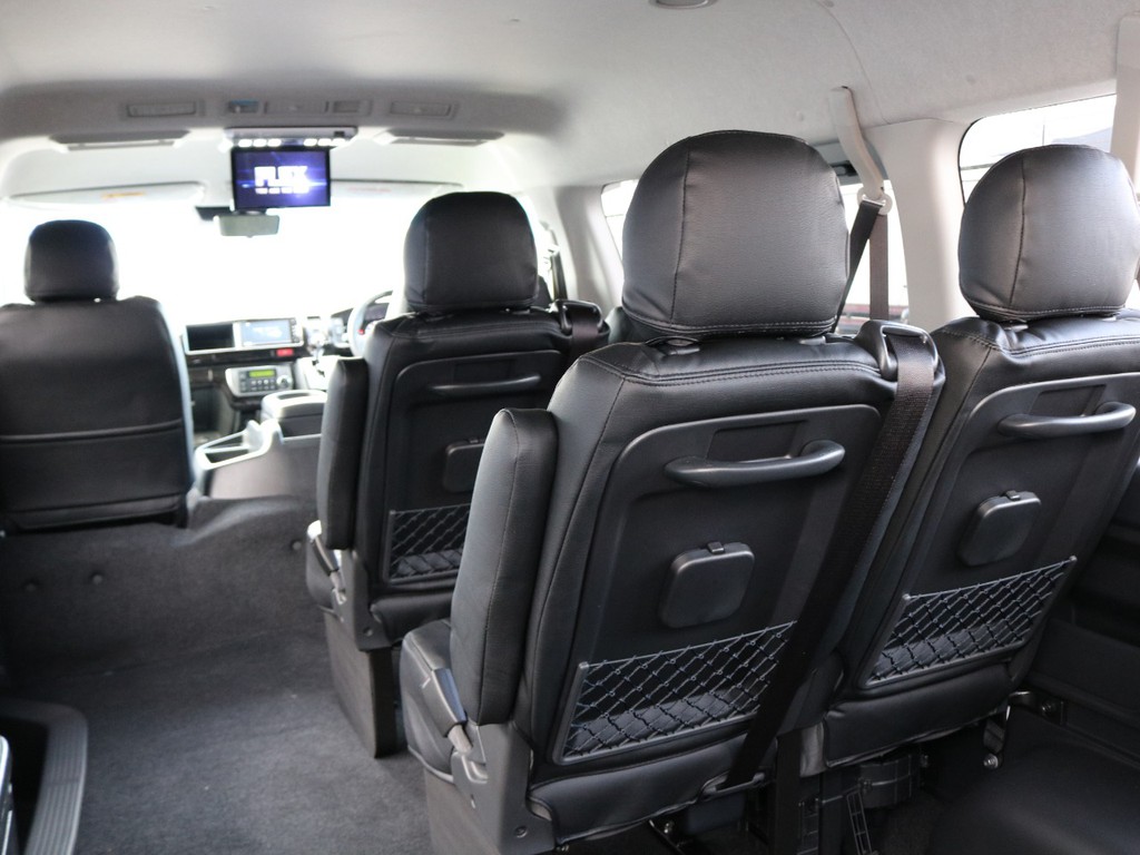 広い車内☆