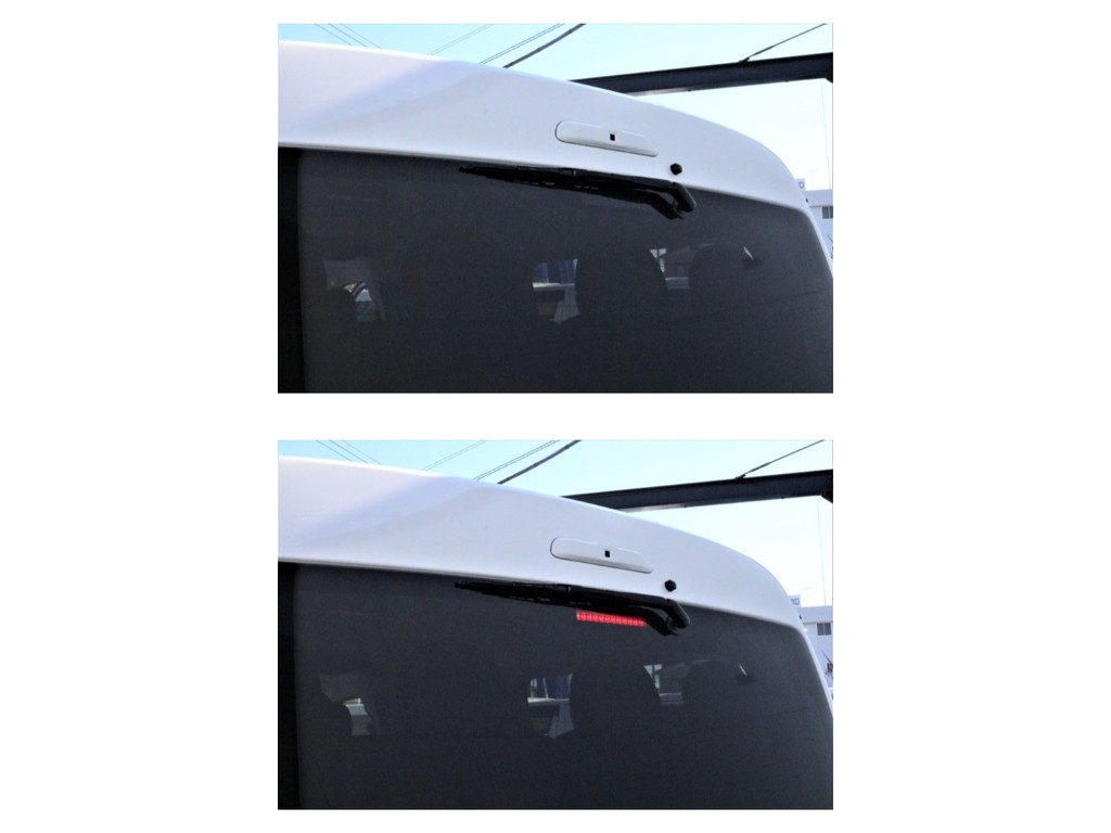 リアビューモニター・ハイマウントストップランプ