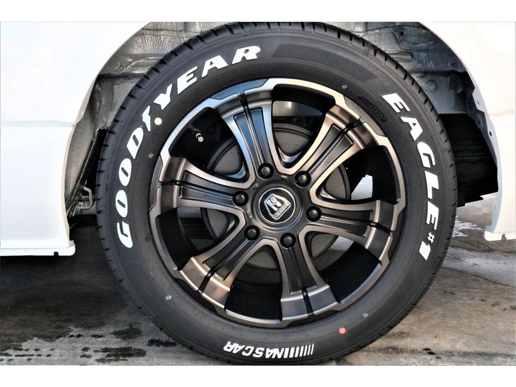 オリジナル１７インチアルミホイール・グットイヤーナスカータイヤ