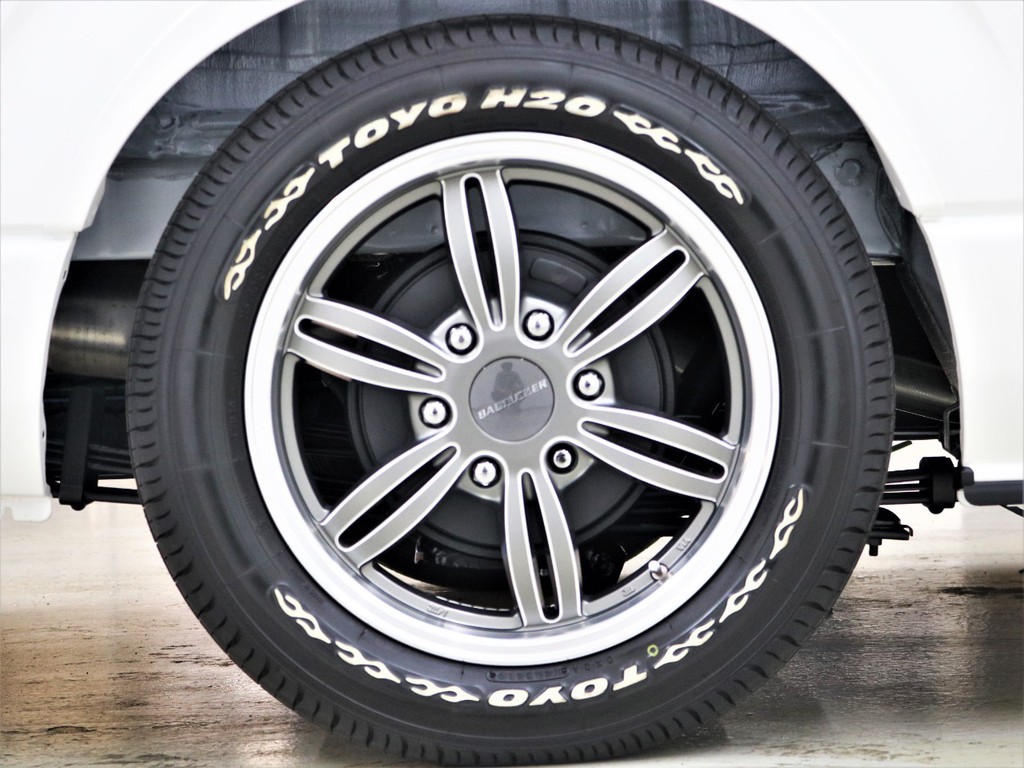 １７inch ４１５コブラバッドラッカーアルミホイール＆TOYO-H２０ホワイトレタータイヤ！