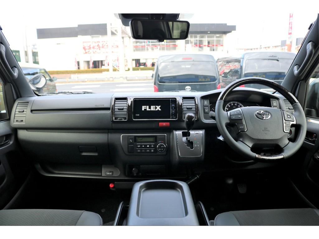 特別仕様車ならではの高級感溢れる内装！！