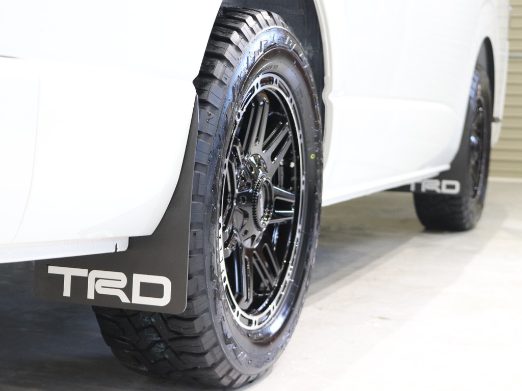 TRDマッドフラップをインストール！