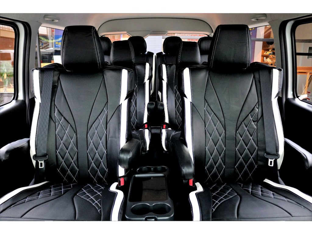 キャプテンシート乗り心地が良いですよ！！