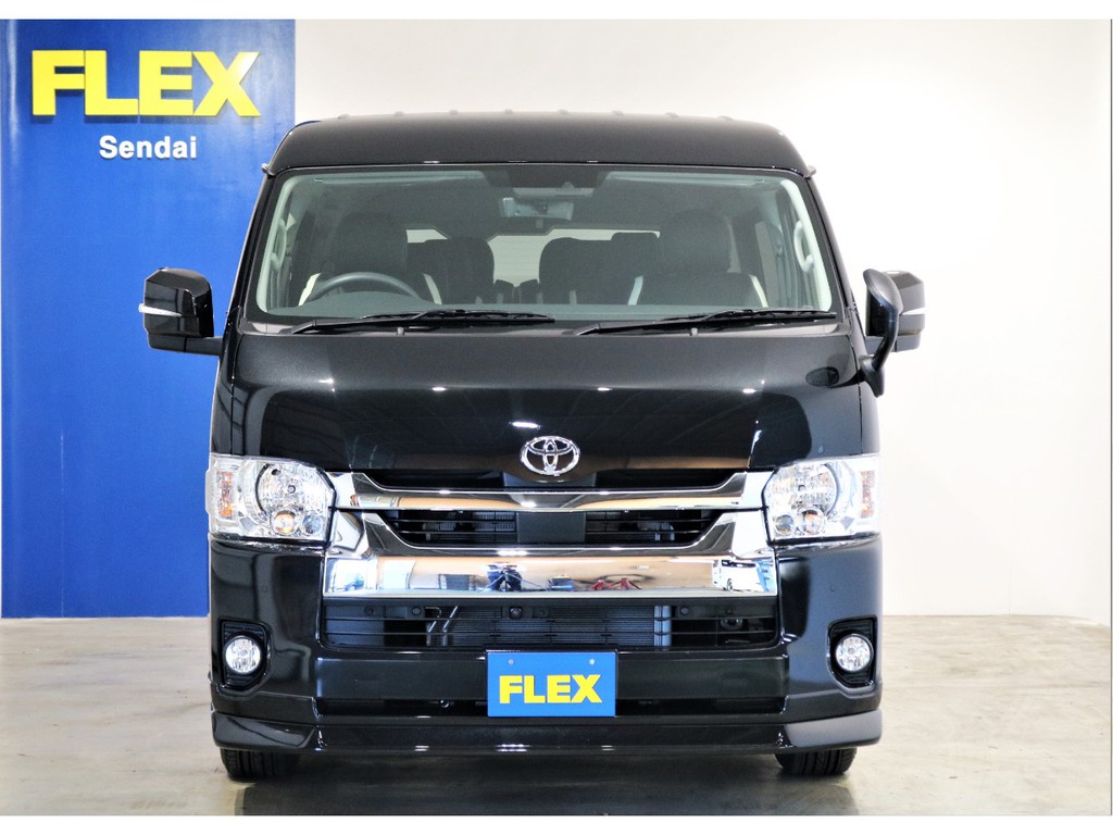 新車ファインテックツアラー４WDが入庫してきました！豪華カスタムを施し即納車可能です！必見です！！