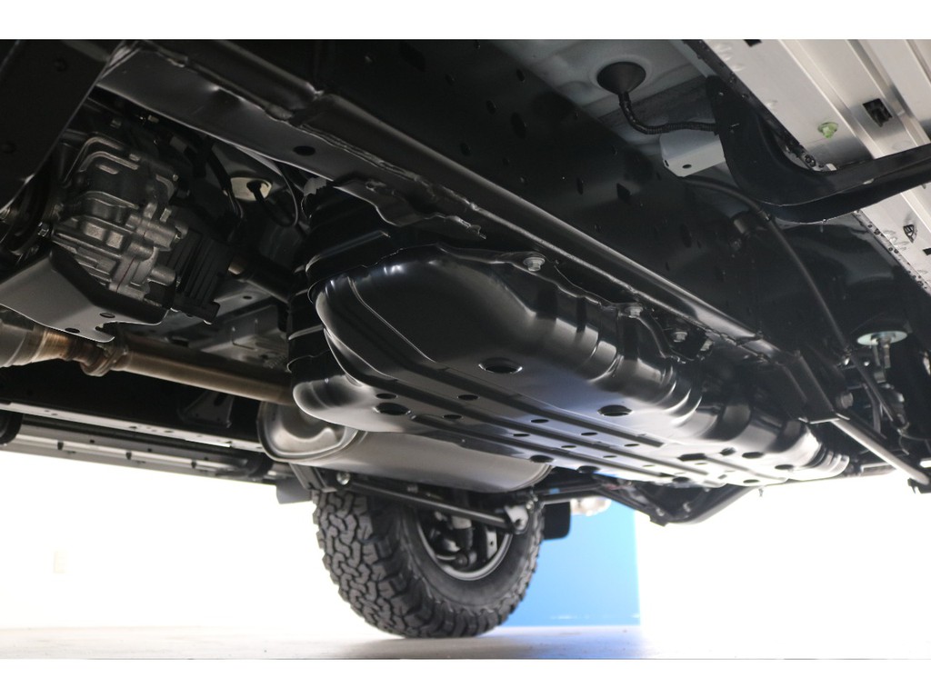 下廻りの防錆塗装もお任せください♪新車時の施工をオススメ致します♪