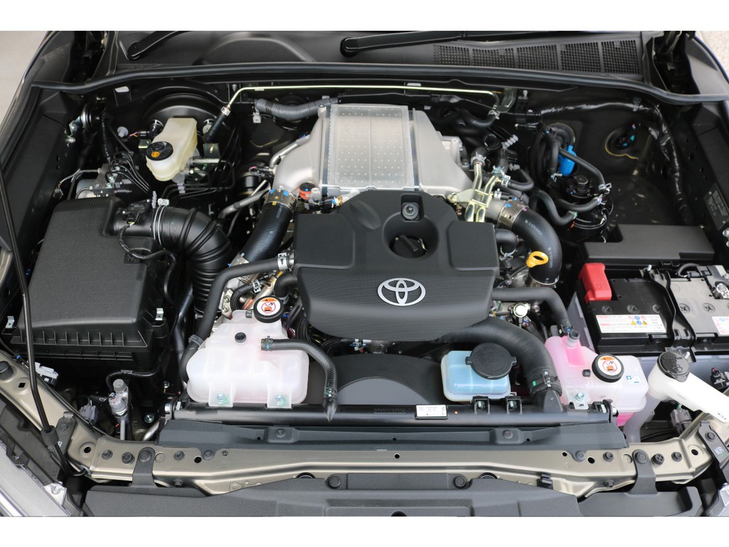 直列4気筒新型クリーンディーゼルエンジン☆