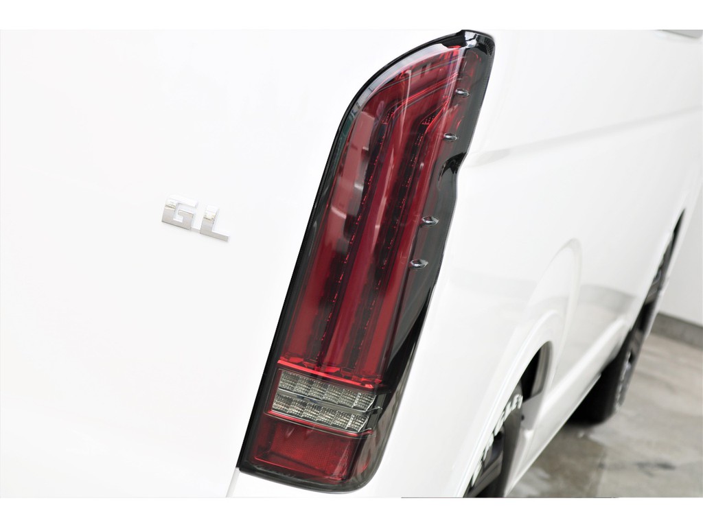 FLEXオリジナルアルティメットLEDテールランプ！