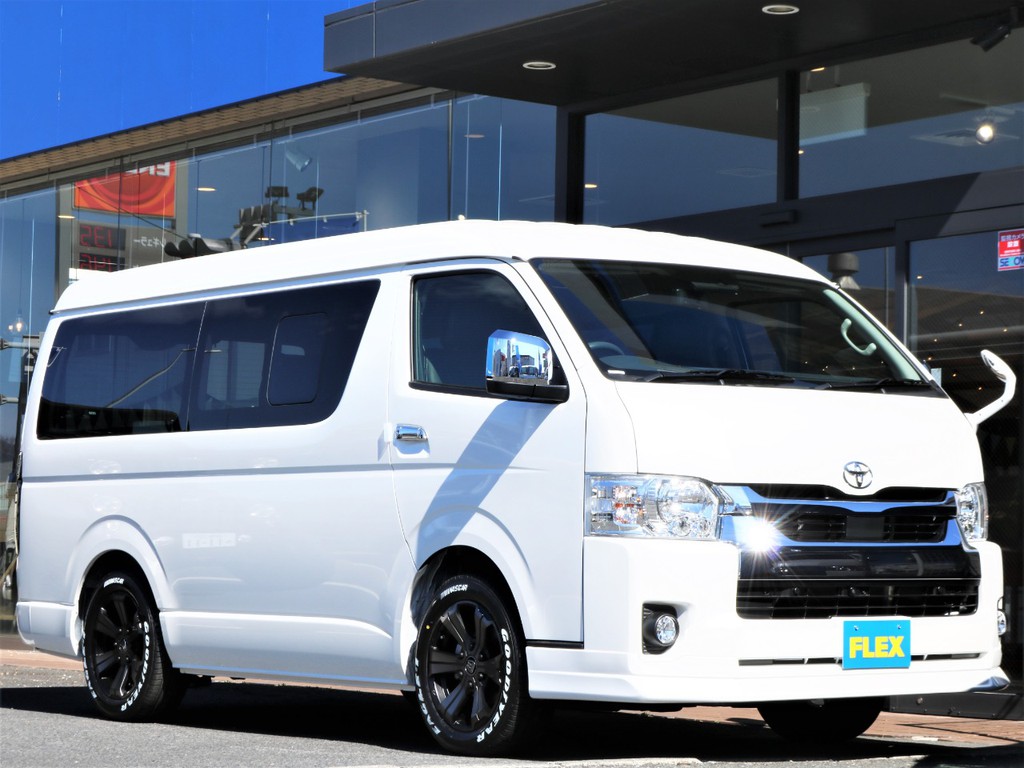 このワイドボディならではの重厚感！細かいところまでカスタムしているからこそより統一感が御座います。