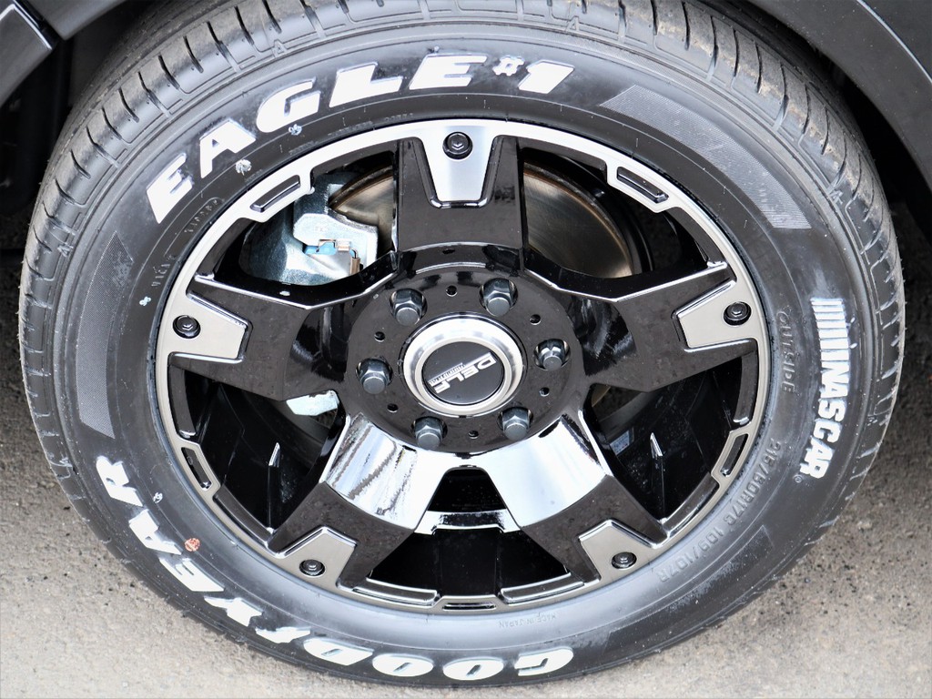 デルフ１７インチアルミホイール、ナスカータイヤ！