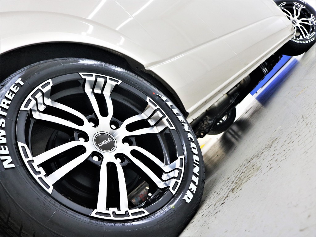 １８inchＦＬＥＸ【Ｄｅｌｆ０２】アルミホイール＆１８inch オーレンカウンタータイヤ！