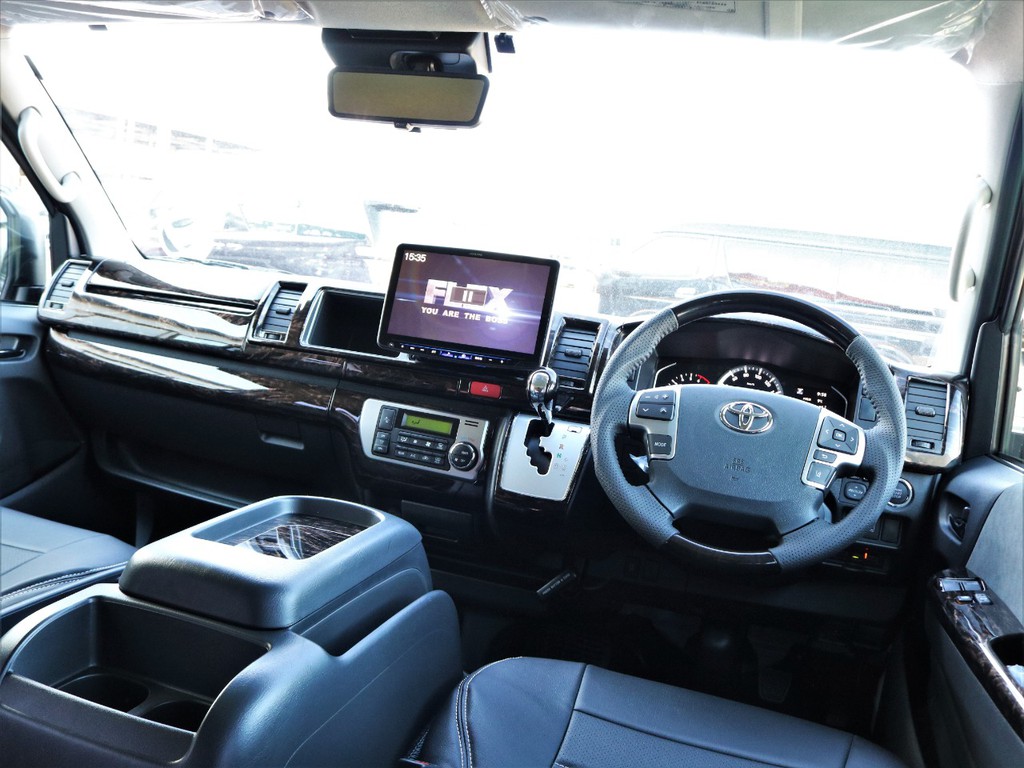 シルクブレイズインテリアパネル☆インテリアシフトノブ☆インテリアコンビステアリング☆