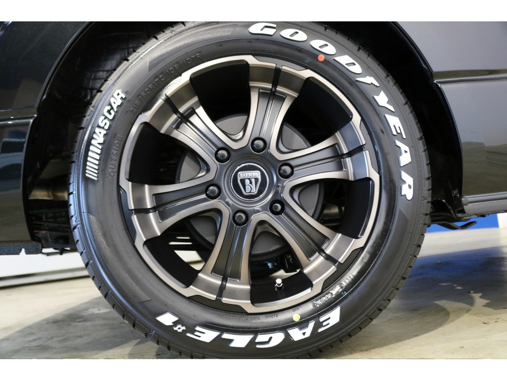 深リムとナスカーの組み合わせがボディとの相性バッチリ！